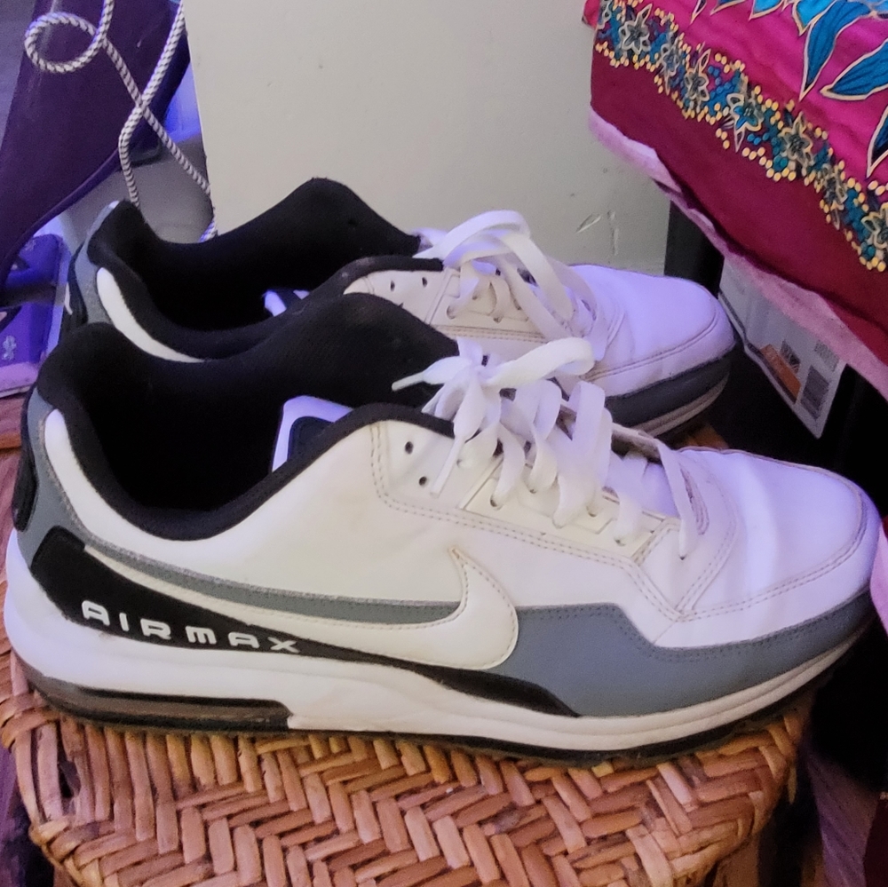 nike air max size 15